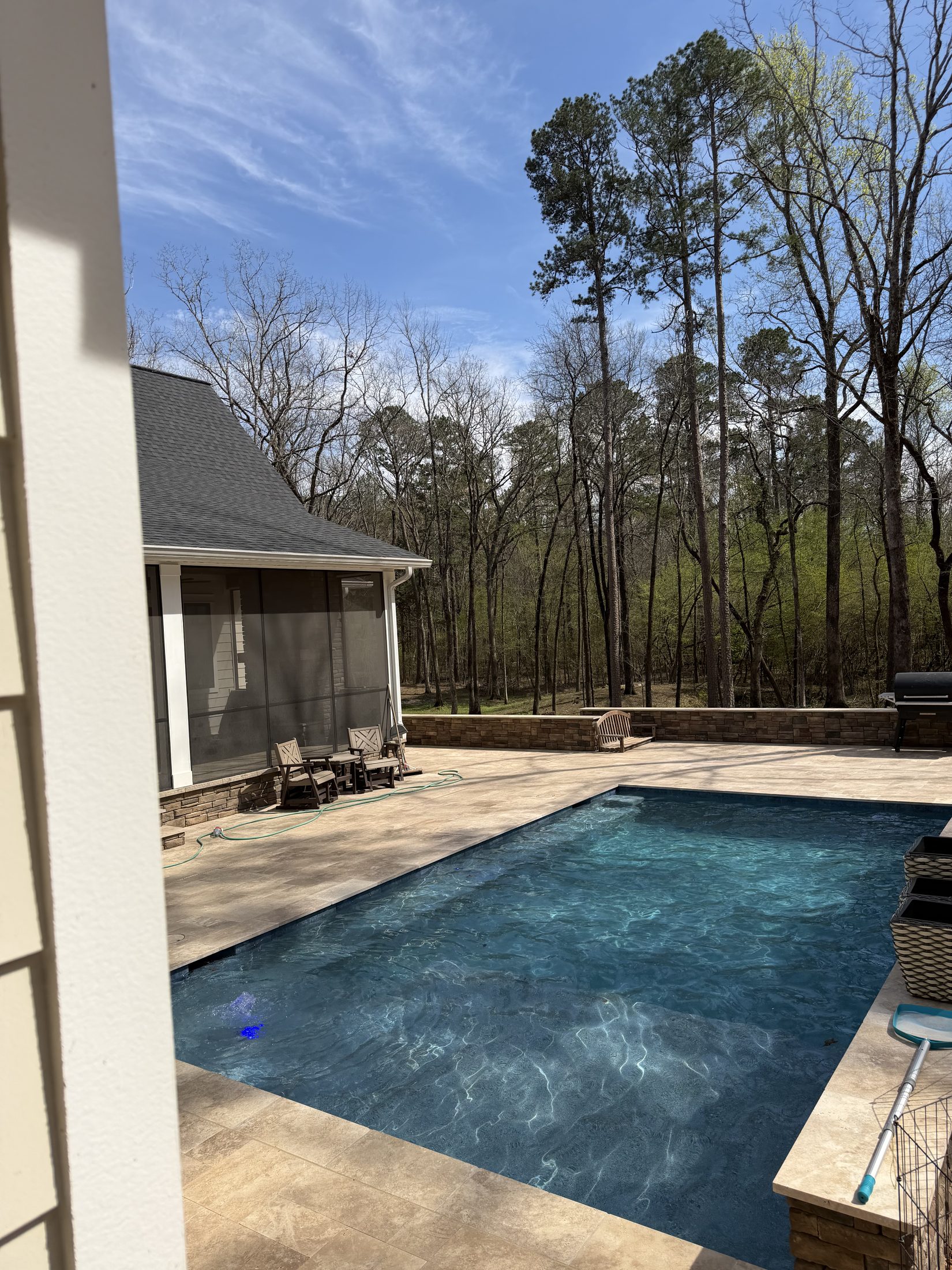 Pool and raised wall detail
